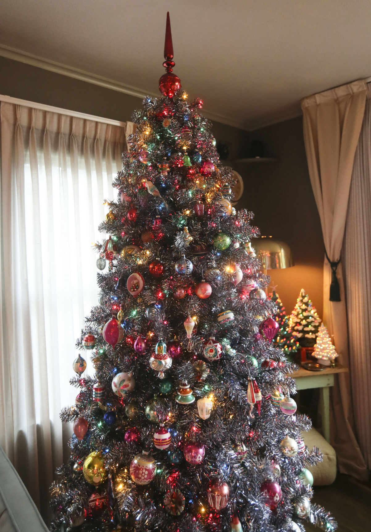 112420-qc-nws-decorations-37.JPG